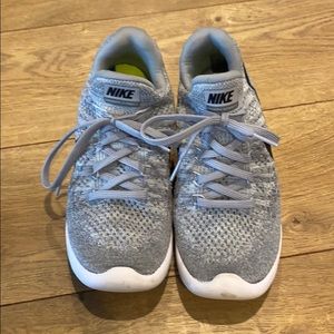 Nike lunarlon sneakers